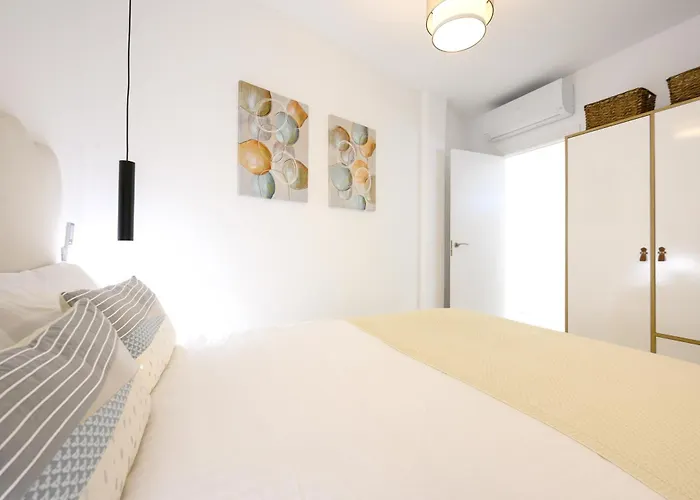 Dreams By The Sea 2 Bedrooms & 2 Baths By 10tosea *