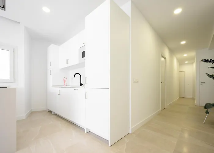 Dreams By The Sea 2 Bedrooms & 2 Baths By 10tosea