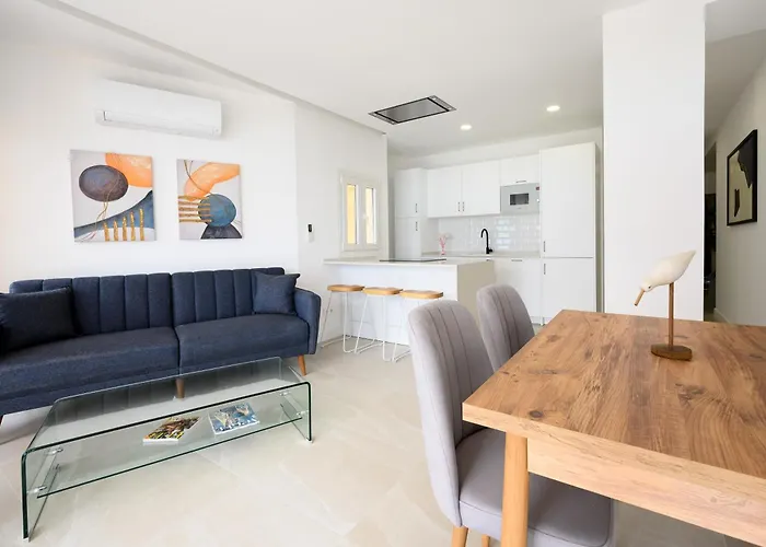 Dreams By The Sea 2 Bedrooms & 2 Baths By 10tosea * Fuengirola